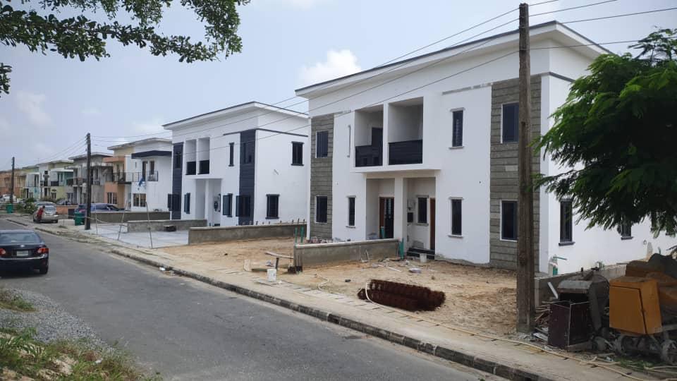 4 Bed & BQ Duplex Chevron, Lekki